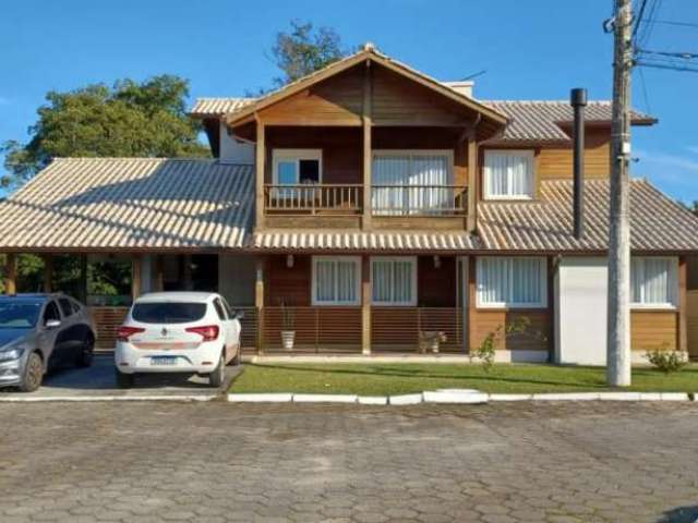 Casa em condomínio fechado com 3 quartos à venda na Estrada Cristóvão Machado de Campos, --, Vargem Grande, Florianópolis por R$ 1.250.000