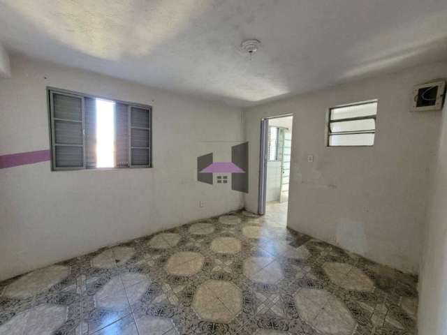 Casa com 1 quarto para alugar na Rua Miguel Pereira Landim, Parque Anhangüera (São Domingos), São Paulo por R$ 750