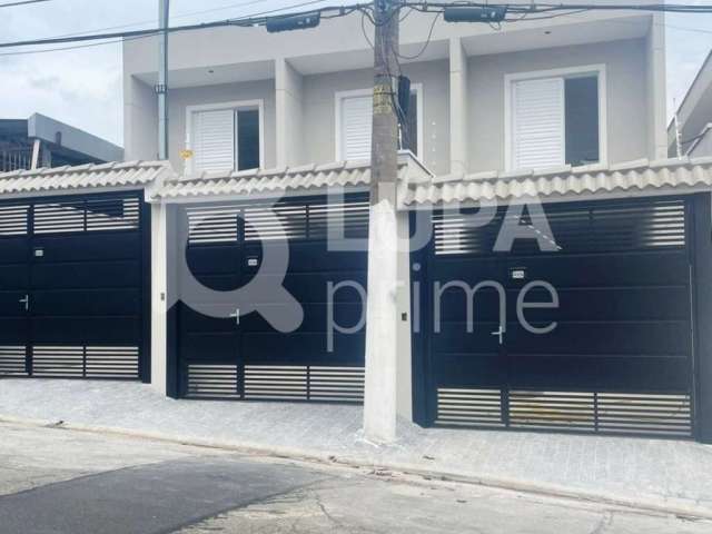Sobrado com 3 dormitórios à venda na Vila Constança