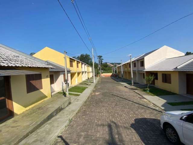 Sobrado com 2 dormitórios à venda, 52 m² por R$ 170.000 - Ipiranga - Sapucaia do Sul/RS