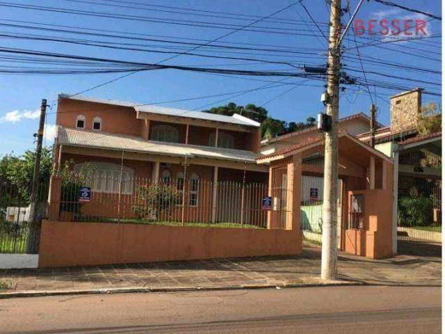 Sobrado com 3 dormitórios à venda, 198 m² por R$ 800.000 - Centro - Esteio/RS