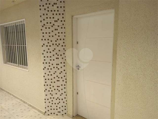 Belíssimo sobrado de 2 quartos e 2 suítes em Condomínio Fechado na Vila Carrão