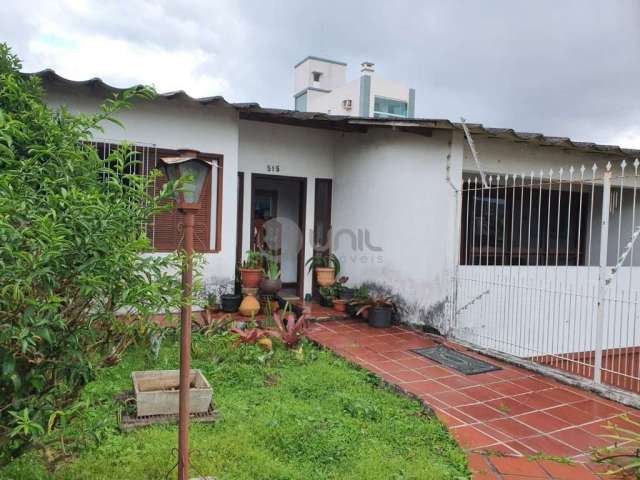 Terreno à venda na Rua Pascoal Simone, 815, Coqueiros, Florianópolis, 375 m2 por R$ 2.700.000