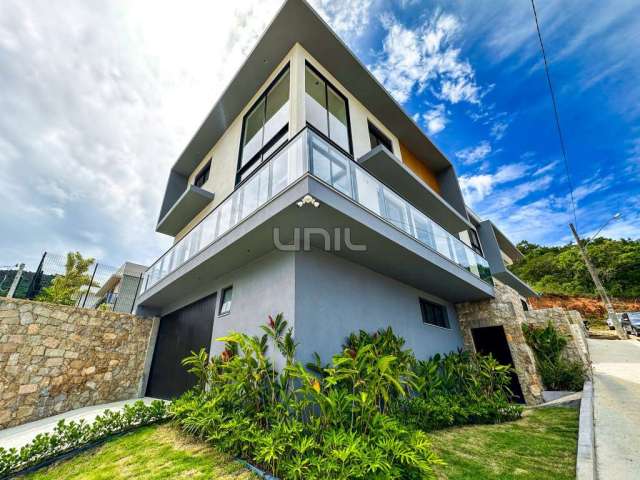 Casa com 3 quartos à venda na Rodovia Virgílio Várzea, 2494, Saco Grande, Florianópolis, 230 m2 por R$ 2.030.000