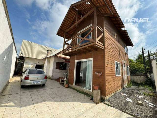 Casa com 7 dormitórios à venda, 100 m² por R$ 750.000,00 - Meia Praia - Navegantes/SC