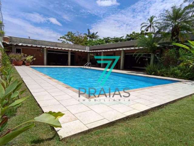 Casa com 3 dormitórios à venda, 450 m² por R$ 1.300.000,00 - Praia da Enseada - Guarujá/SP