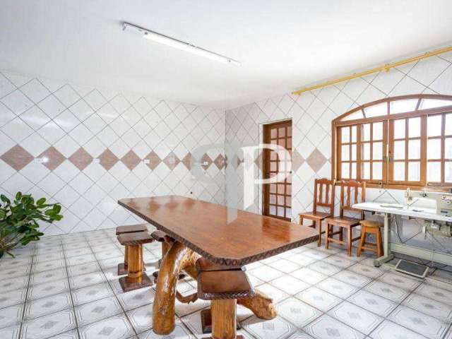 Sobrado com 3 dormitórios à venda, 263 m² por R$ 850.000,00 - Afonso Pena - São José dos Pinhais/PR
