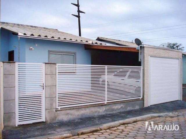 Casa em condomínio fechado com 1 suíte e 1 dormitório no bairro Espinheiros em Itajaí