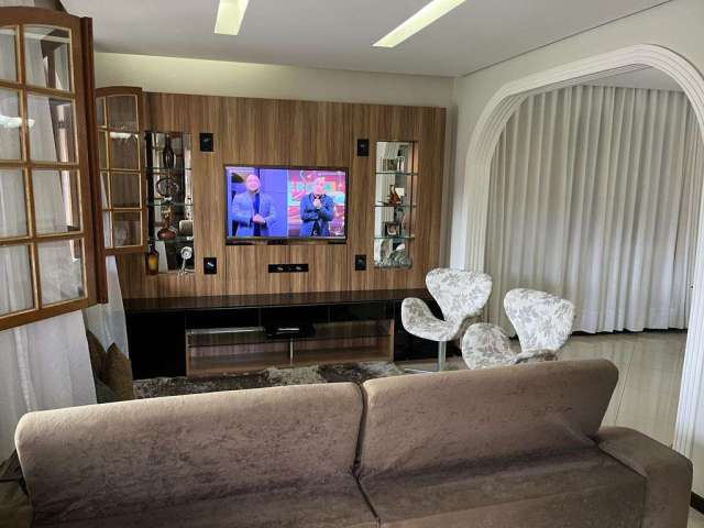 Casa com 3 quartos à venda em Canaã, Belo Horizonte , 235 m2 por R$ 890.000