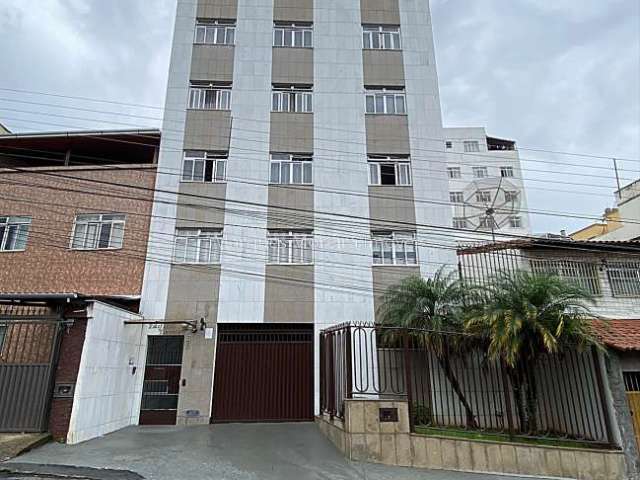 Apartamento com 2 quartos para alugar na Rua Quintino Bocaiúva, _756, Jardim Glória, Juiz de Fora, 65 m2 por R$ 750