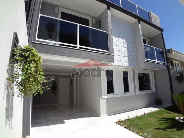 Casa com 3 quartos à venda na Rua Atílio Brunetti, 848, Capão Raso, Curitiba, 116 m2 por R$ 889.000