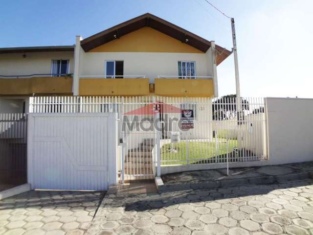 Casa com 3 quartos à venda na Rua Maria Simeão Bettega, 364, Novo Mundo, Curitiba, 180 m2 por R$ 749.500