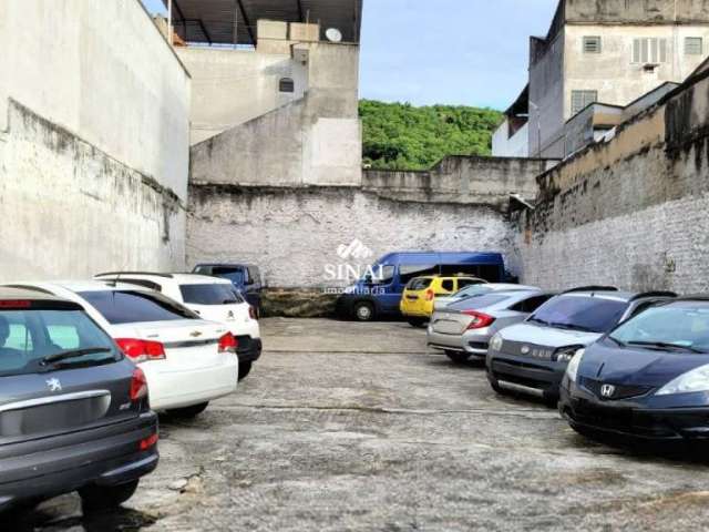 Terreno à venda na Avenida Vicente de Carvalho, 1600, Penha Circular, Rio de Janeiro por R$ 380.000