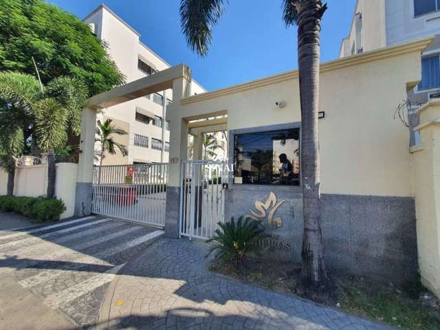 Apartamento com 2 quartos para alugar na Rua Álvaro de Macedo, 197, Parada de Lucas, Rio de Janeiro por R$ 750