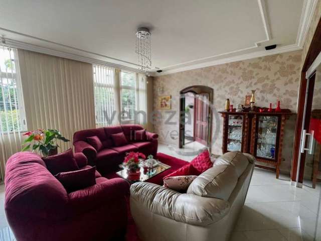 Casa Residencial com 3 quartos  à venda, 266.86 m2 por R$850000.00  - Caravelle - Londrina/PR