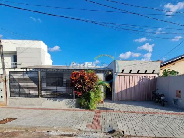 Casa Residencial com 3 quartos  para alugar, 380.00 m2 por R$5000.00  - Quebec - Londrina/PR