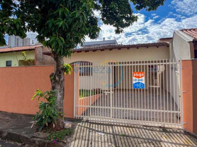 Casa Residencial com 3 quartos  para alugar, 140.00 m2 por R$2700.00  - Claudia - Londrina/PR