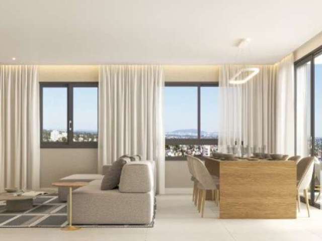 Um apartamento de 78m², com 3 dormitórios, sacada de 12m² e churrasqueira é uma excelente opção para quem procura um espaço confortável e versátil. O amplo living é um destaque, oferecendo um ambiente