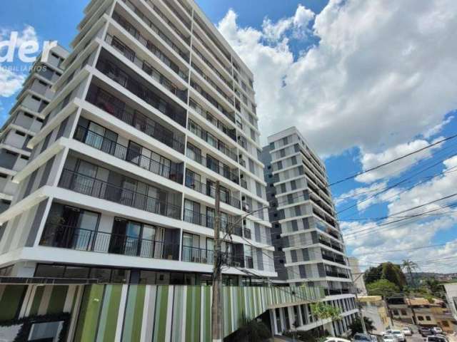 Apartamento com 2 dormitórios para alugar, 53 m² por R$ 950,00 + Taxas  - Granbery - Juiz de Fora/MG