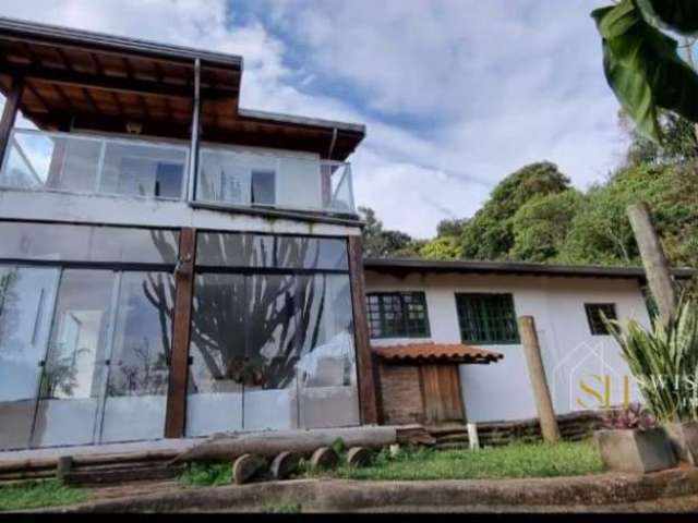 Chácara / sítio com 4 quartos à venda na Alameda dos Jambeiros, --, Parque Valinhos, Valinhos, 270 m2 por R$ 750.000