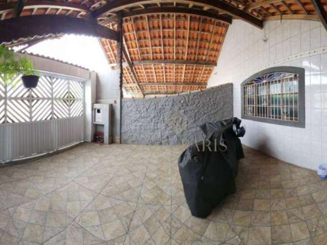 Casa com 3 dormitórios à venda, 125 m² por R$ 415.000,00 - Maracanã - Praia Grande/SP