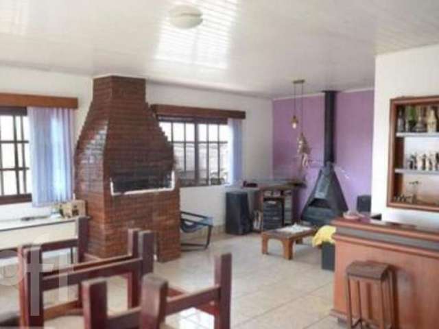 Casa em condomínio fechado com 6 quartos à venda na Rua Quatro, 33, Estância Velha, Canoas por R$ 692.000
