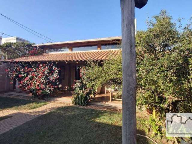 Casa com 3 dormitórios à venda, 199 m² por R$ 881.000,00 - Cidade Jardim - Araraquara/SP