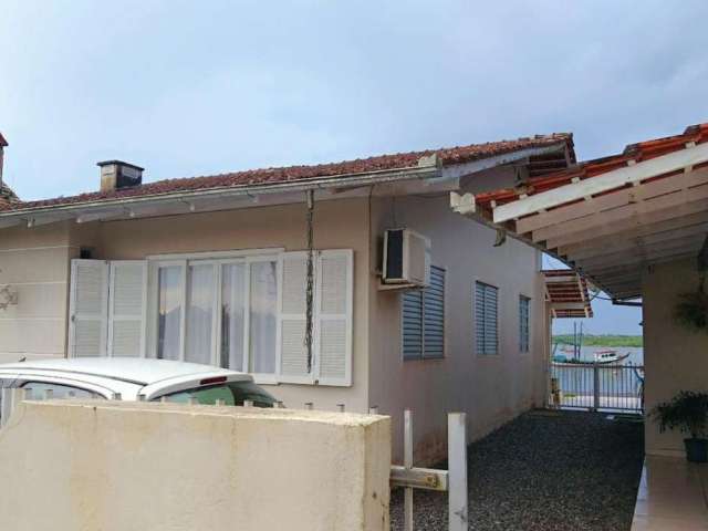 Casa para Venda em Balneário Barra do Sul, Costeira, 3 dormitórios, 3 banheiros, 1 vaga