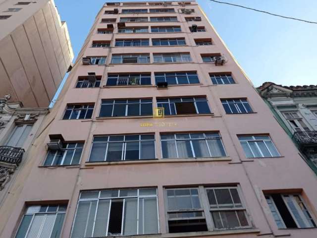 Apartamento de sala com dois quartos no Centro Rio de Janeiro