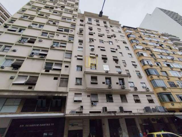 Apartamento composto de Sala um Quarto em Centro Rio de Janeiro