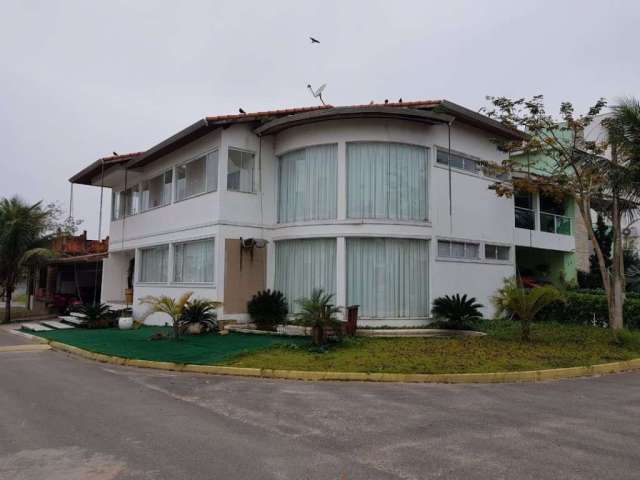 Sobrado com 3 dormitórios à venda, 310 m² por R$ 1.999.900,00 - Vila São Paulo - Itanhaém/SP
