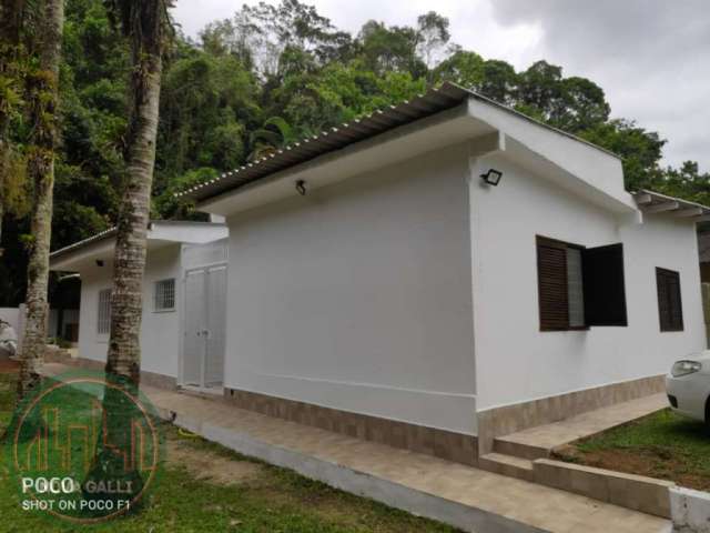 Casa com 3 quartos à venda na Praia do Itamambuca, Ubatuba  por R$ 1.300.000