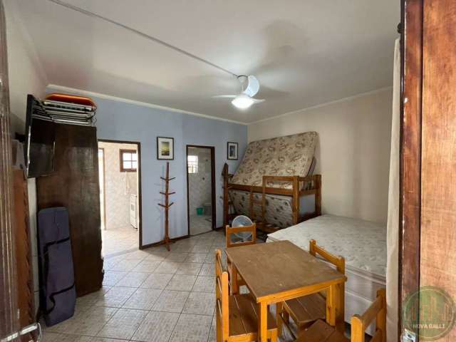 Apartamento com 1 quarto à venda no Silop, Ubatuba  por R$ 195.000