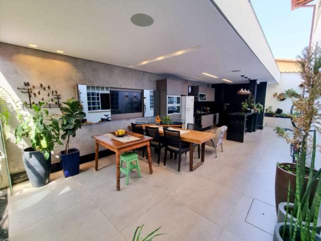 Casa com 4 quartos à venda na Rua Dona Noemi, Santa Mônica, Belo Horizonte por R$ 1.300.000