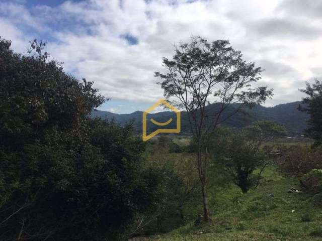 Terreno à Venda em Armação do Pântano do Sul, Florianópolis - SC