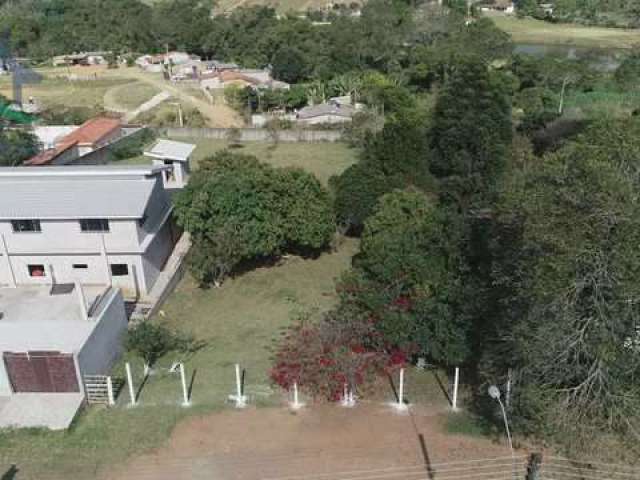 Terreno em condomínio fechado à venda em Canedos, Piracaia  por R$ 270.000