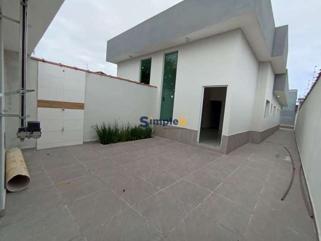 Casa à venda no bairro Balneário Itaguaí - Mongaguá/SP