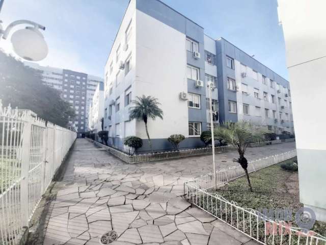 Apartamento com 1 quarto para alugar na Rua Sapê, 308, Passo da Areia, Porto Alegre por R$ 800