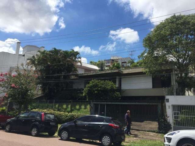 Casa com 3 quartos à venda na Rua João Paetzel, 385, Chácara das Pedras, Porto Alegre por R$ 1.850.000