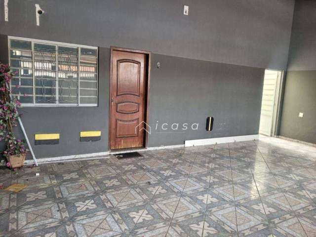 Casa com 2 dormitórios, 124 m² - venda por R$ 650.000,00 ou aluguel por R$ 4.043,78/mês - Centro - Caçapava/SP