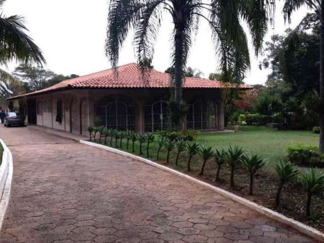 Chácara com 5 dormitórios à venda, 10000 m² por R$ 2.600.000,00 - Chapada - Salto/SP