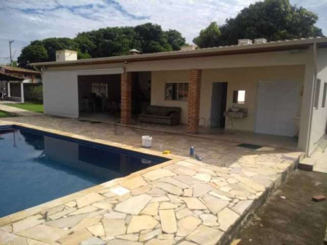 Casa com 3 dormitórios à venda, 300 m² por R$ 1.010.000,00 - Condomínio Zuleika Jabour - Salto/SP