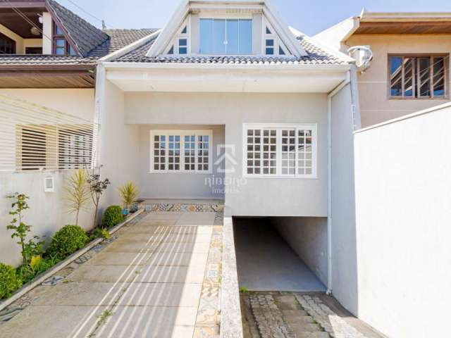 Casa com 5 quartos à venda na Avenida Gonzales Pecotche, 61, Aristocrata, São José dos Pinhais por R$ 800.000