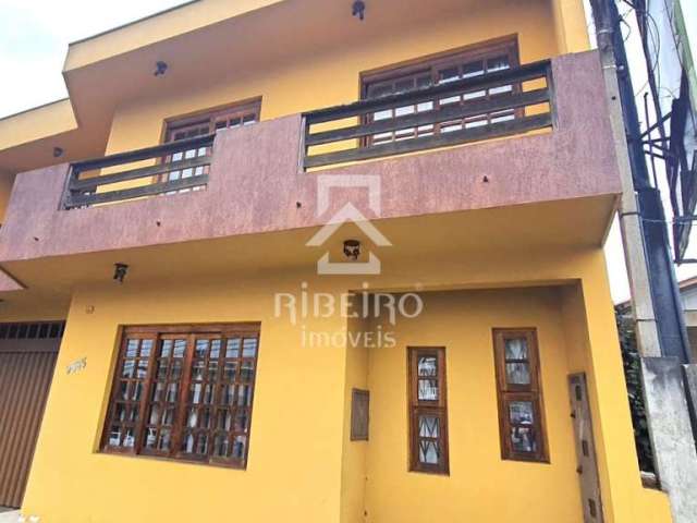 Casa com 5 quartos à venda na Avenida Rui Barbosa, 9585, Centro, São José dos Pinhais por R$ 1.600.000