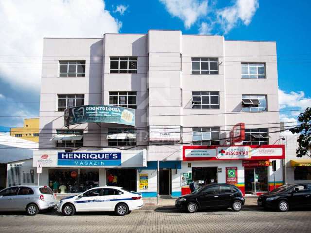 Sala comercial para alugar na Rua Quinze de Novembro, 2152, Centro, São José dos Pinhais por R$ 1.100