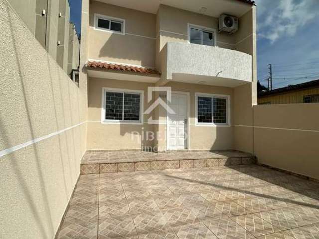 Casa com 3 quartos à venda na Rua Eneas Marques, 982, Cidade Jardim, São José dos Pinhais por R$ 585.000
