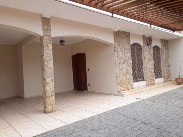 Casa com 3 quartos para alugar no Jardim Vera Cruz, Jundiaí , 327 m2 por R$ 4.700