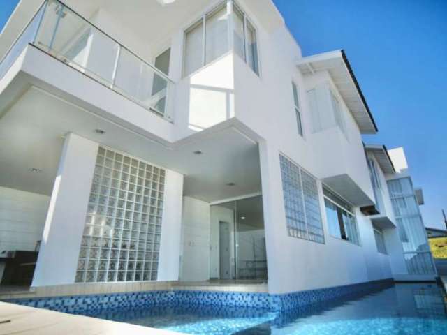 Casa com 4 quartos à venda no Jardim Europa, Poços de Caldas , 477 m2 por R$ 2.512.500