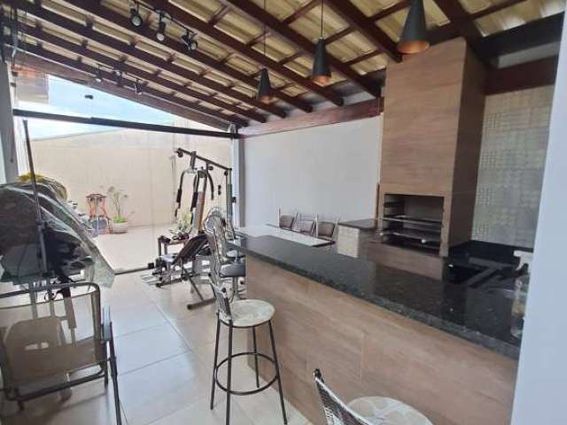 Casa com 3 quartos à venda no Jardim Primavera, São João da Boa Vista , 160 m2 por R$ 500.000