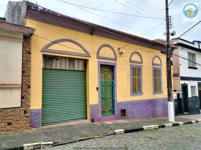 Casas para venda em Piracaia no bairro Centro